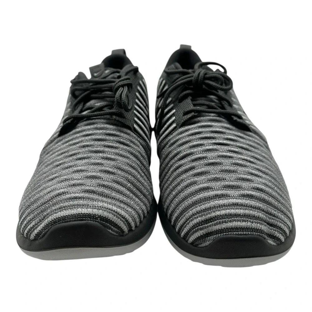 Nike Roshe Two Flyknit Shoes Womens‎ Sz 8 Dark Grey Pure Platinum 844929-002